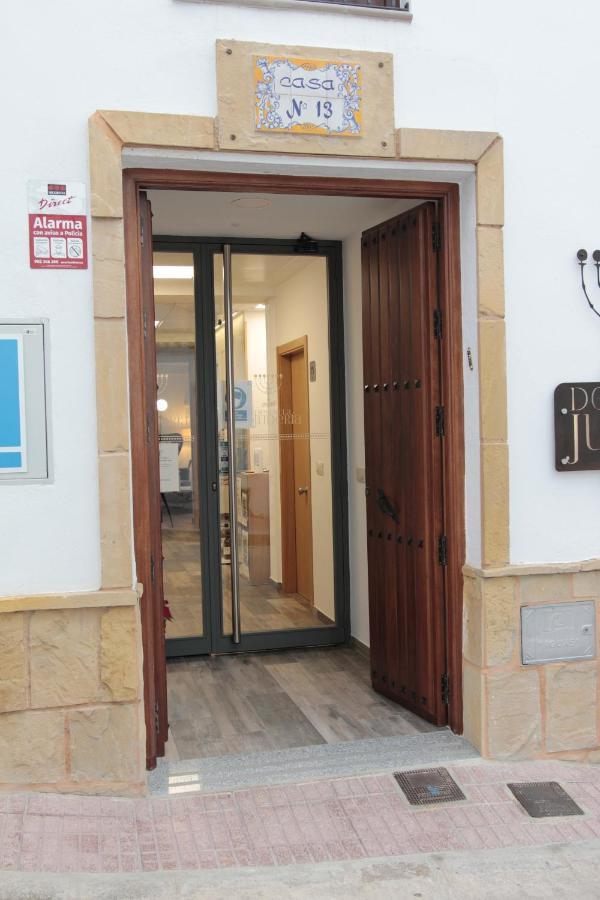 Hospedium Dlj Hostal Tematico Desde La Juderia Arjona エクステリア 写真