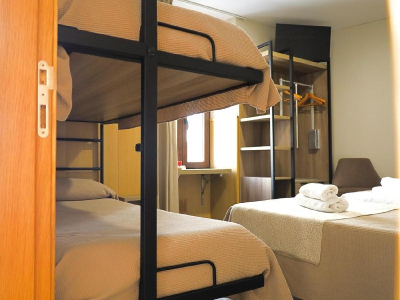 Hospedium Dlj Hostal Tematico Desde La Juderia Arjona エクステリア 写真